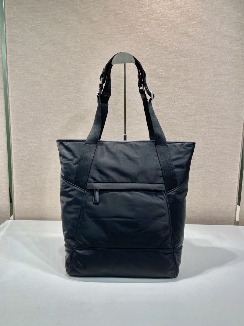 Pra*a tote bags